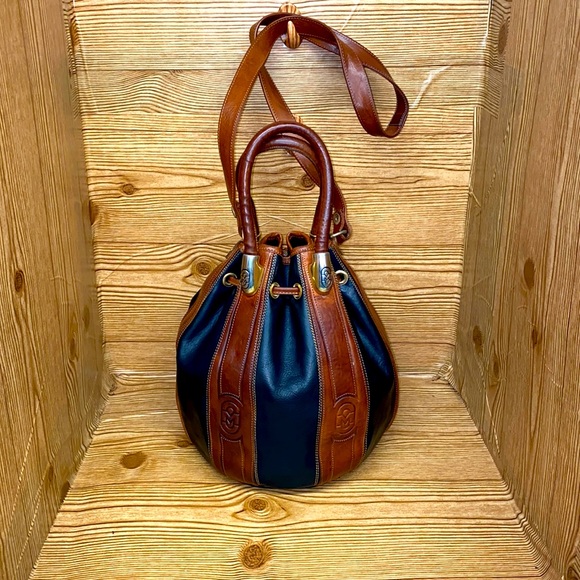Marino Orlandi Handbags - Marino Orlandi Rare 70’s vintage 💯 Italian  leather bucket bag 💯 Authentic🔥🔥